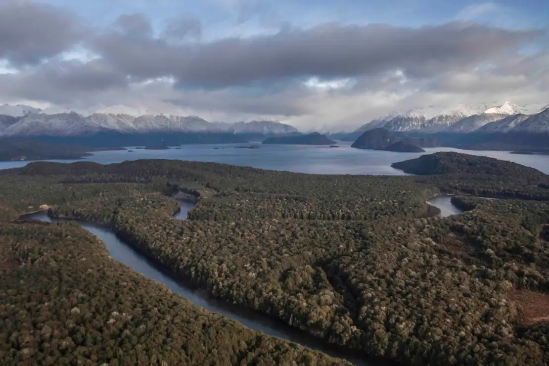 Views of the Waiau River and Lake Manapouri